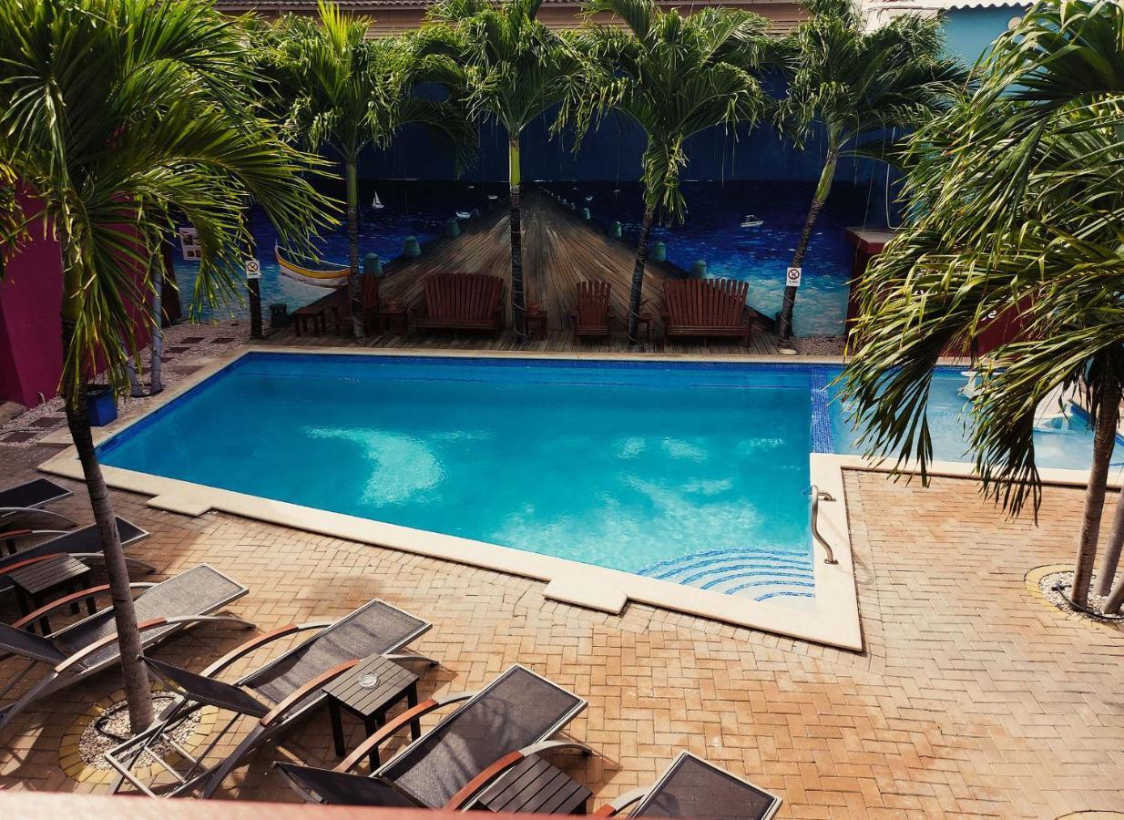 The Ritz Hostel Βίλλεμσταντ Εξωτερικό φωτογραφία
