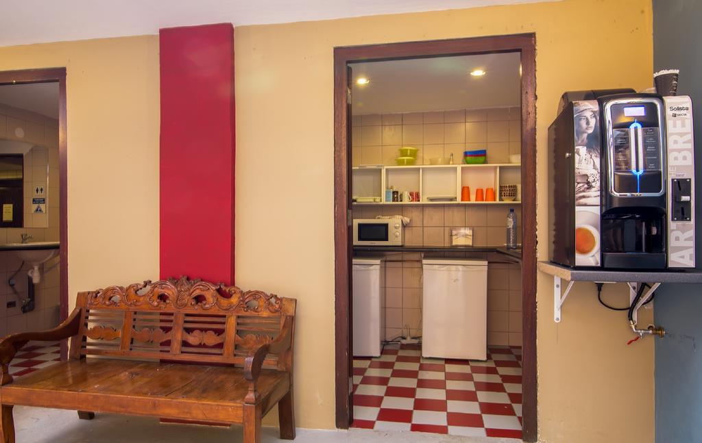 The Ritz Hostel Βίλλεμσταντ Εξωτερικό φωτογραφία